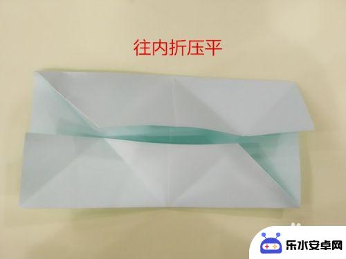 播放手机怎么折叠 手机支架的简单折叠教程